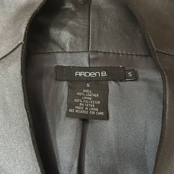 Jacket - Picture 5 of 6